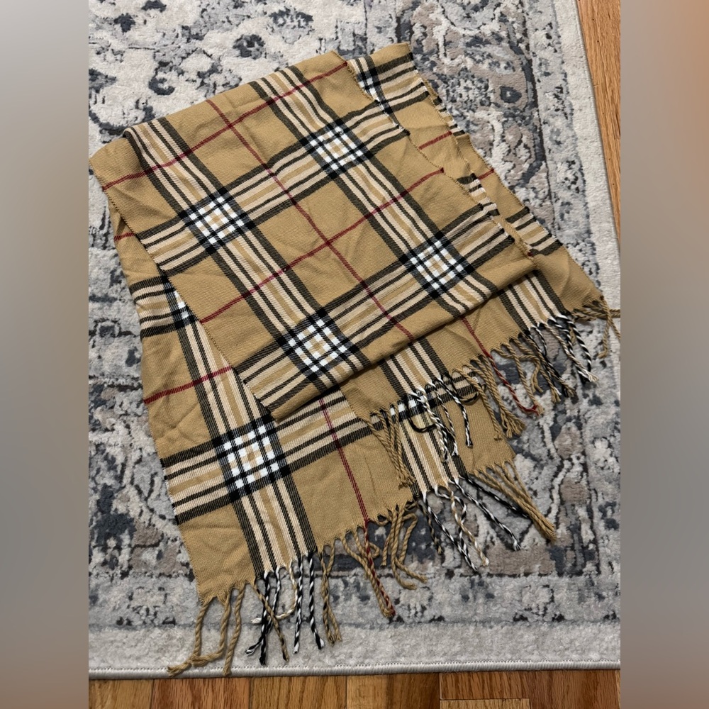 DONATED! Similar popular scarf!